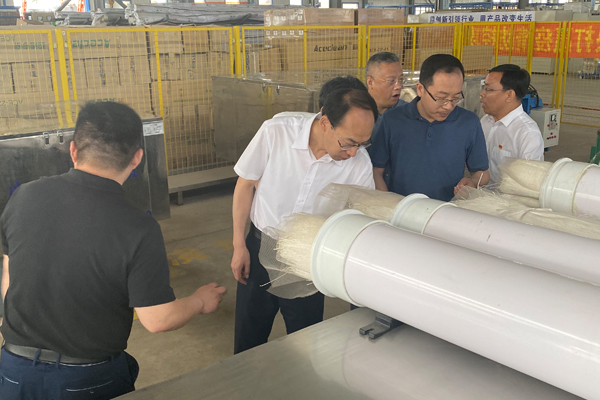 ��ӯ���������ӭ��ȫʡ����硰���˼���ƶ���������չ�����ۡ������鶽������